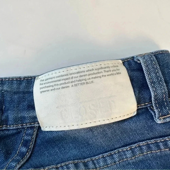Closed Jeans Distressed Size 24 - Picture 10 of 10